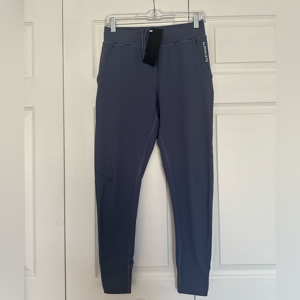 Alphalete Pro-Elite Joggers in Mystic - Size S - NWT